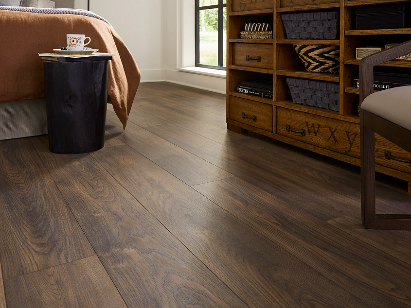 BEST VALUE CAMELOT CHESTNUT KRONOSWISS LAMINATE 