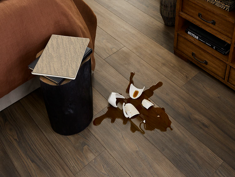 BEST VALUE CAMELOT CHESTNUT KRONOSWISS LAMINATE 
