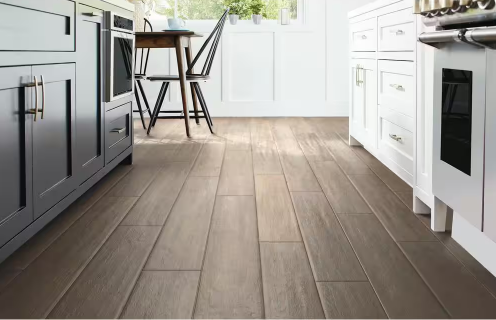 HOME DECORATORS HAYES RIVER OAK LAMINATE