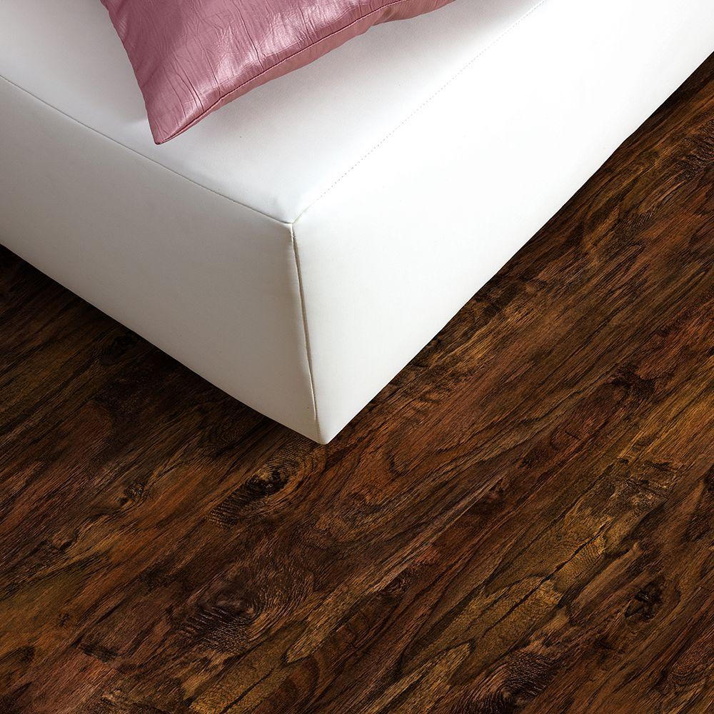 HOME DECORATORS CLICK 6X36 4.2 MM 8 MIL JAVA HICKORY 20.34 SF/BX MOHAWK VINYL PLANK 