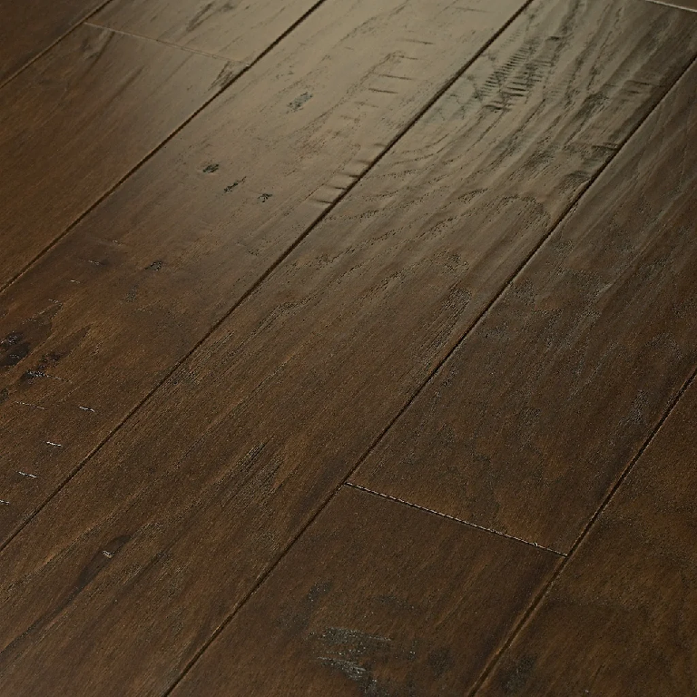 PEBBLE HILL HICKORY 5 WEATHERED SADDLE 23.66 SF/BX SHAW INDUSTRIES INC. HARDWOOD 