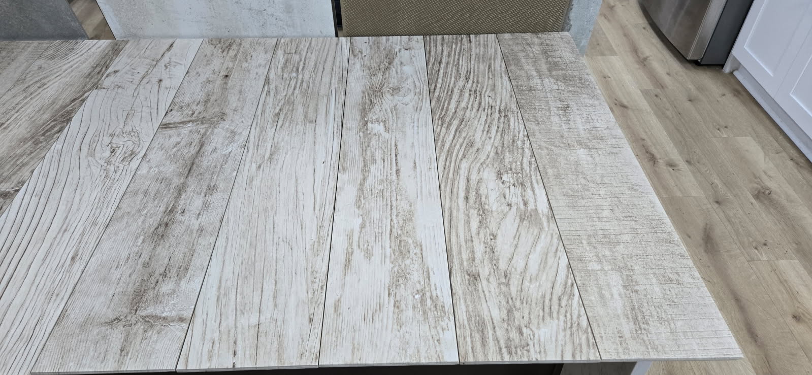 REDEEM 8X40 WAX TILE 