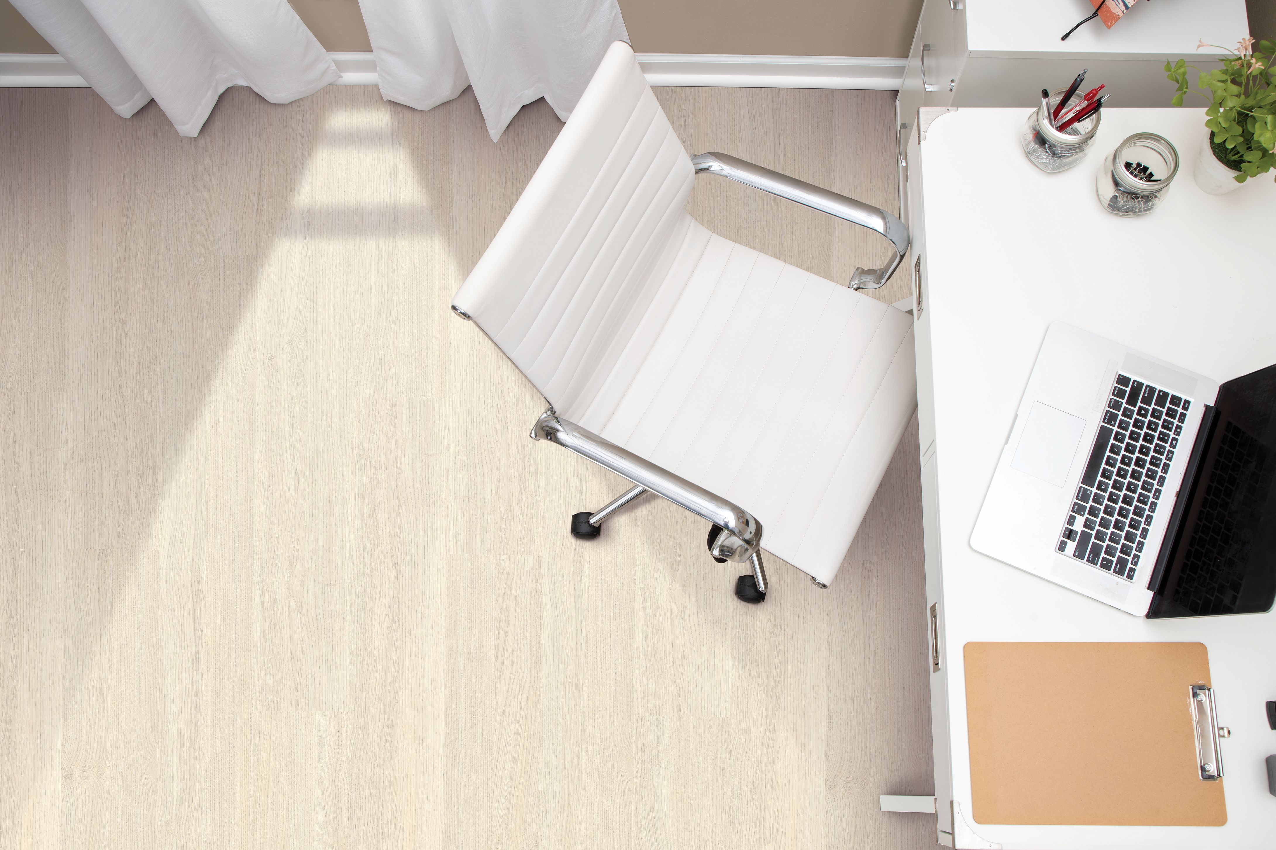 Loose Lay Vinyl Flooring: A Smart Choice for DFW DIYers and Pros