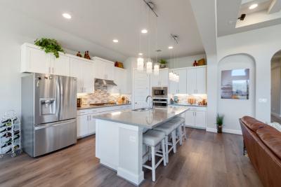 The Advantages of White Kitchen Cabinets: A Smart Investment for DFW Homeowners